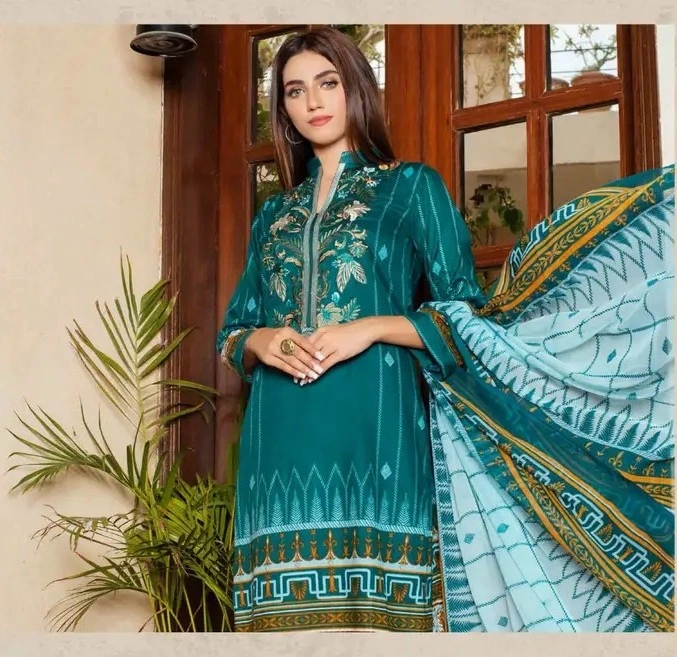 Zobia Noor 3 Piece Embroidered Printed Lawn Suit with Chiffon Dupatta Green (Unstitched)